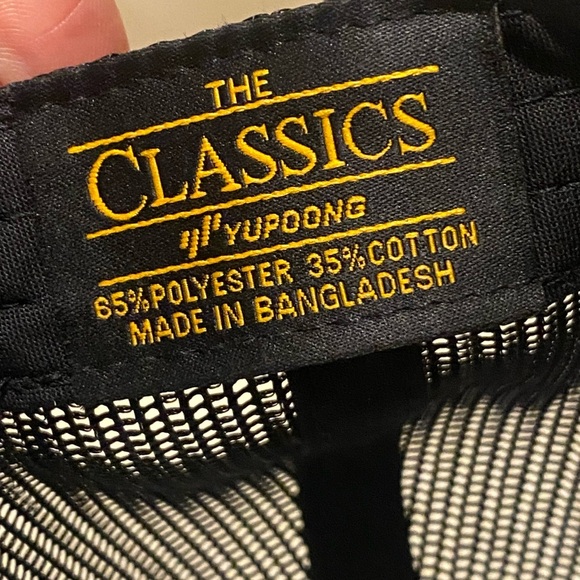 Black San Luis Potosi Trucker Hat Yupoong - Picture 3 of 11